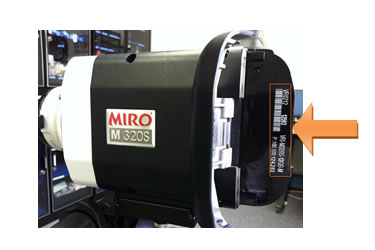 MiroMシリーズはCineFlash挿入部のカバー裏に記載
