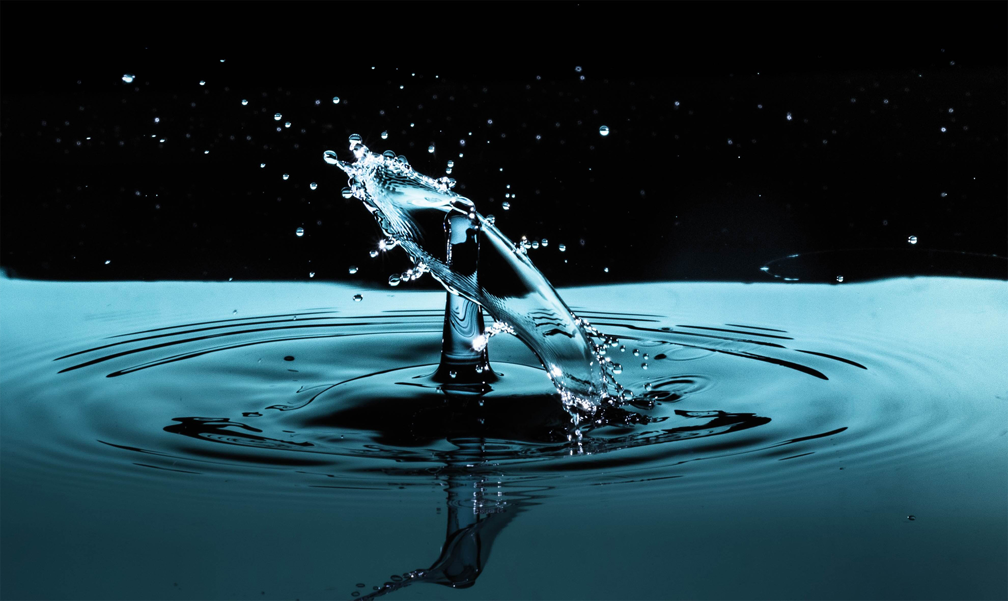 水滴落下 Water Drop Photography のスプラッシュを撮影するには 水滴落下 Water Drop Photography のスプラッシュを撮影するには 株式会社ノビテック