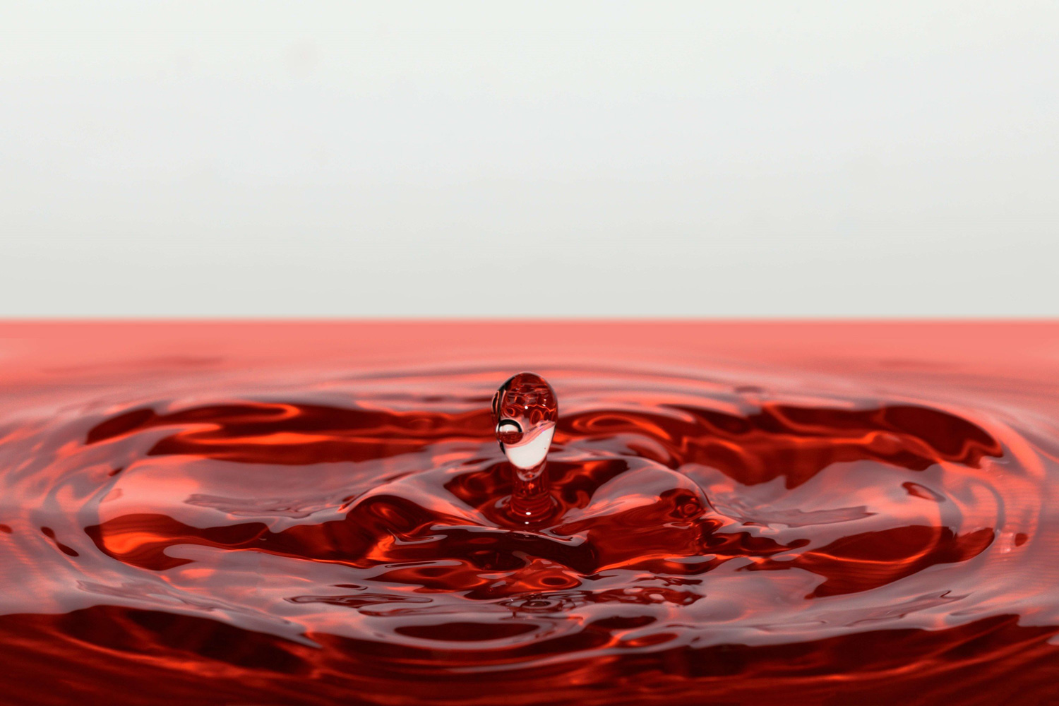 水滴落下 Water Drop Photography のスプラッシュを撮影するには 水滴落下 Water Drop Photography の スプラッシュを撮影するには 株式会社ノビテック